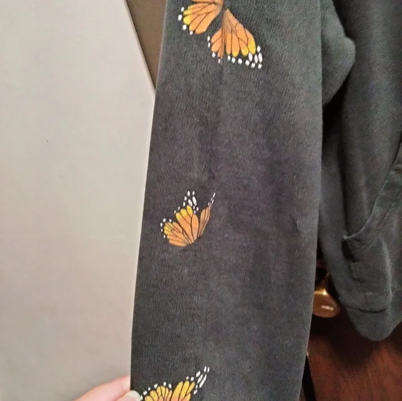 Men's Juice World Reminds Me Of You Graphic Hoodie - Picture 7 of 13